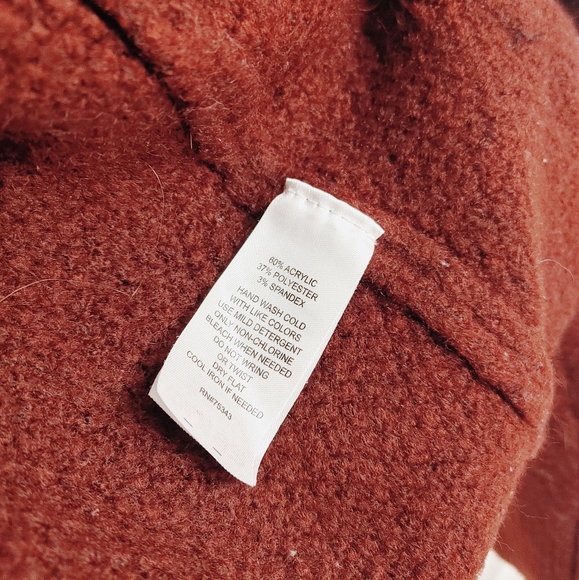 Burgundy Cardigan - Picture 9 of 9